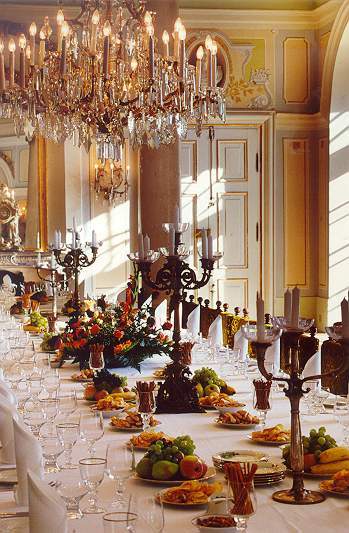 Luxury Lounge